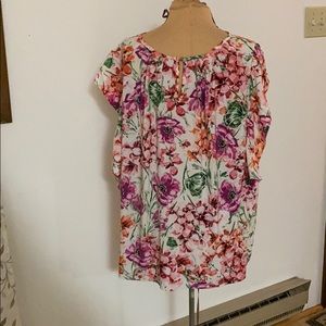 Roz & Ali 2x ruffled sleeve shirt
